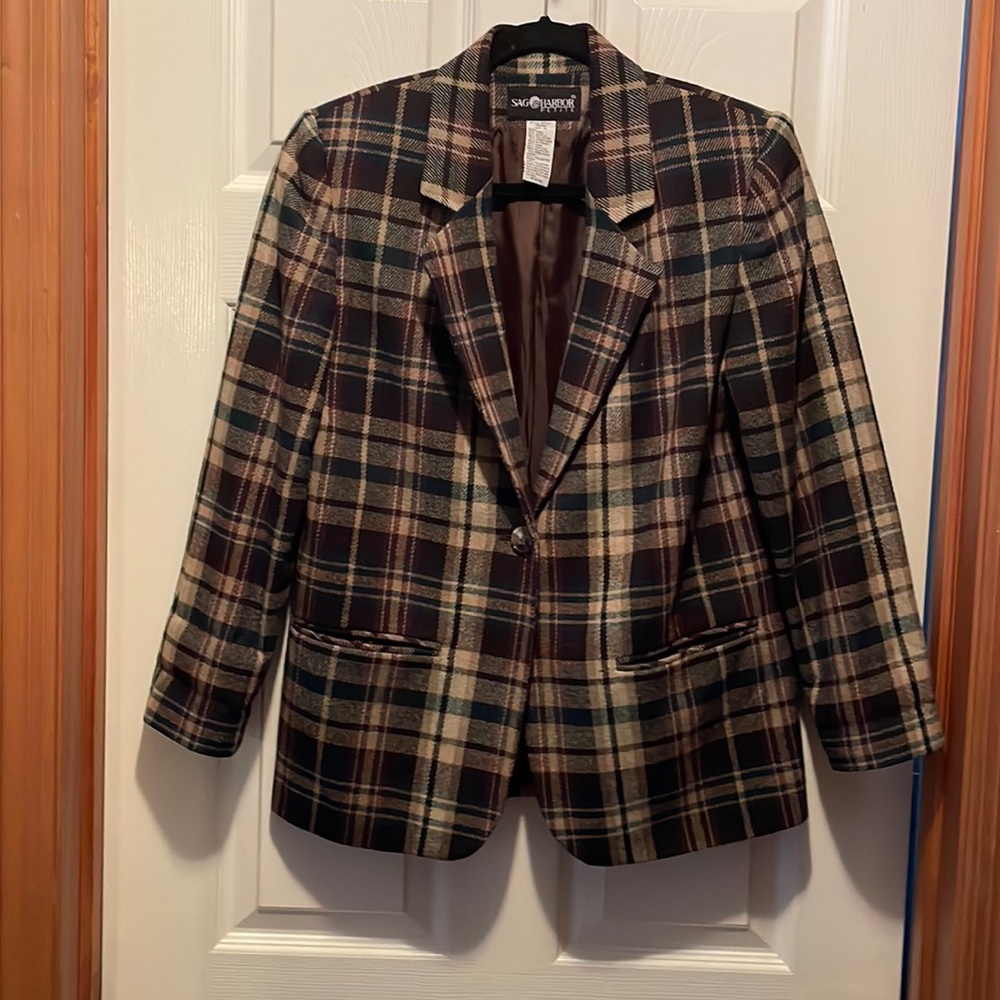 Sag Harbor Petite plaid Blazer,size 4 , worn once !!!
